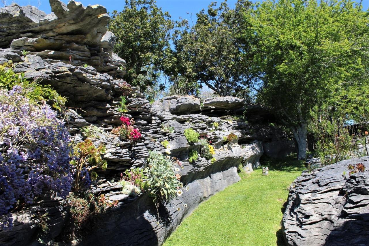 Labyrinth Gardens Guest House تاكاكا المظهر الخارجي الصورة