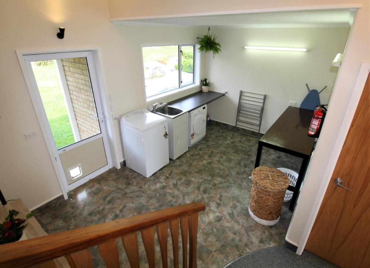 Labyrinth Gardens Guest House تاكاكا المظهر الخارجي الصورة